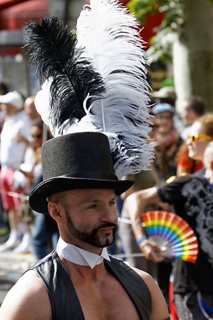 Gay pride Paris JUN13-207